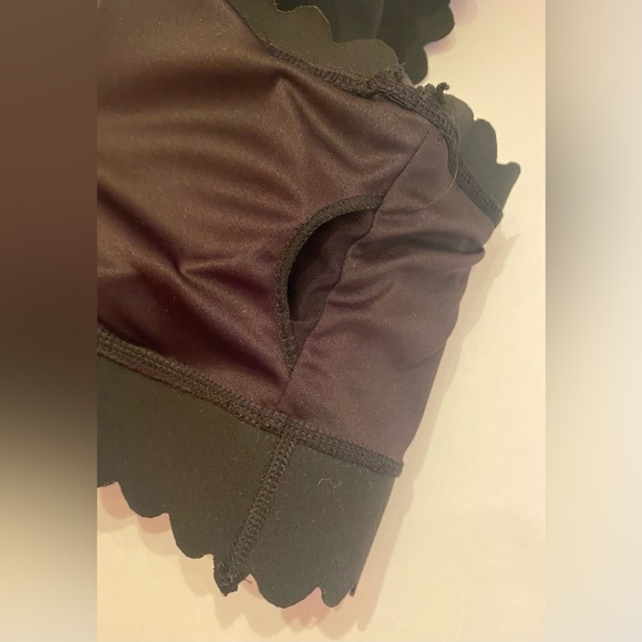 JESSICA SIMPSON Black Edge Sports Bra Size Medium NWOT - Picture 10 of 10